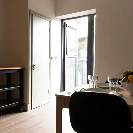 Appartement Newly Refurbished And Modern 1 Bedroom House In Dublin1