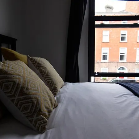 Newly Refurbished And Modern 1 Bedroom House In Dublin1 Apartment