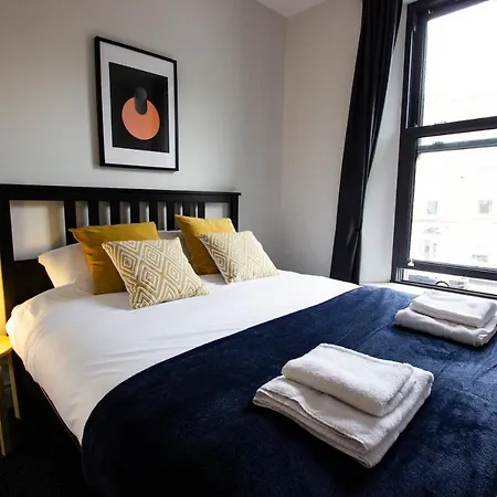 Newly Refurbished And Modern 1 Bedroom House In Dublin1 *